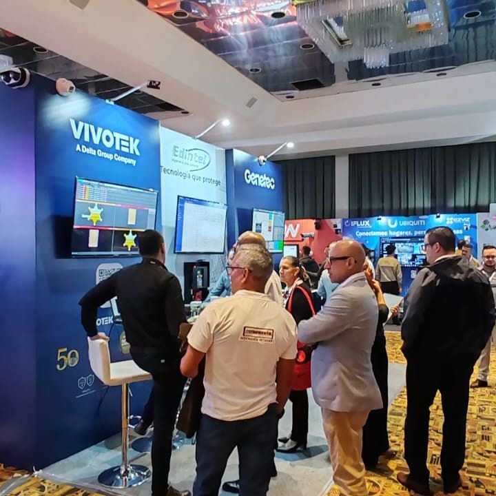 Stand de Vivotek y Edintel con soluciones de videovigilancia